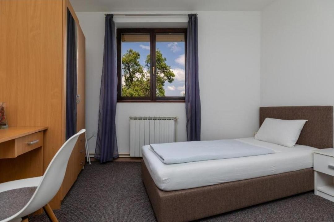 Apartment Karlovac Εξωτερικό φωτογραφία