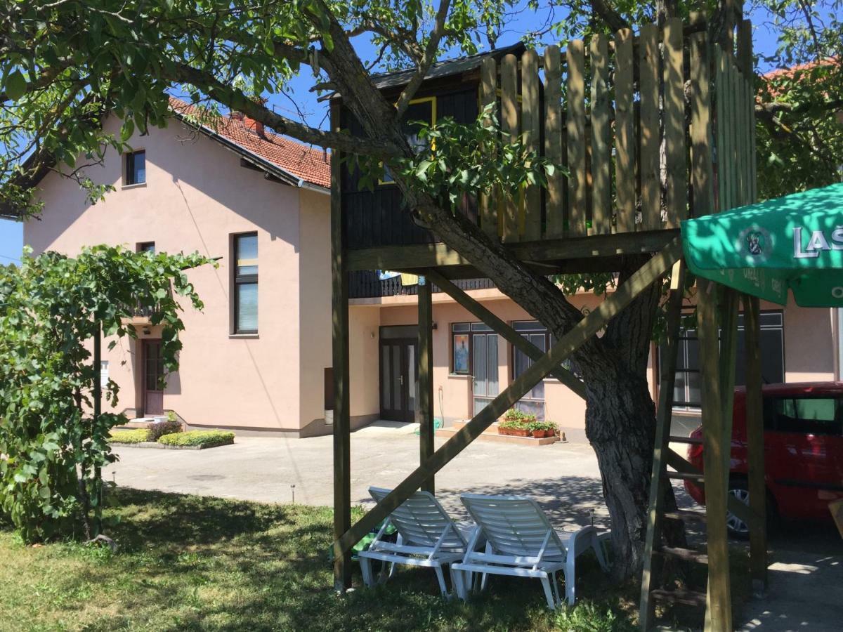 Apartment Karlovac Εξωτερικό φωτογραφία