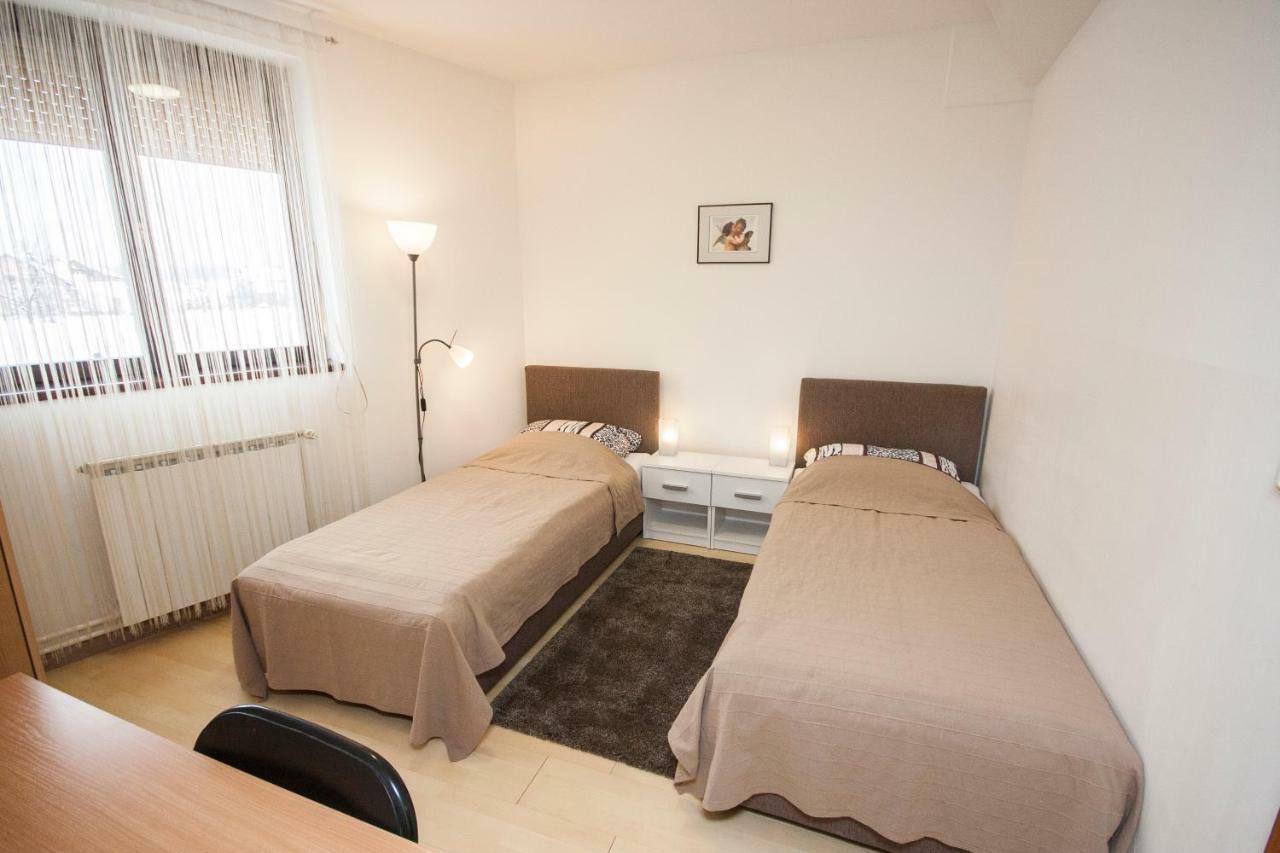 Apartment Karlovac Εξωτερικό φωτογραφία